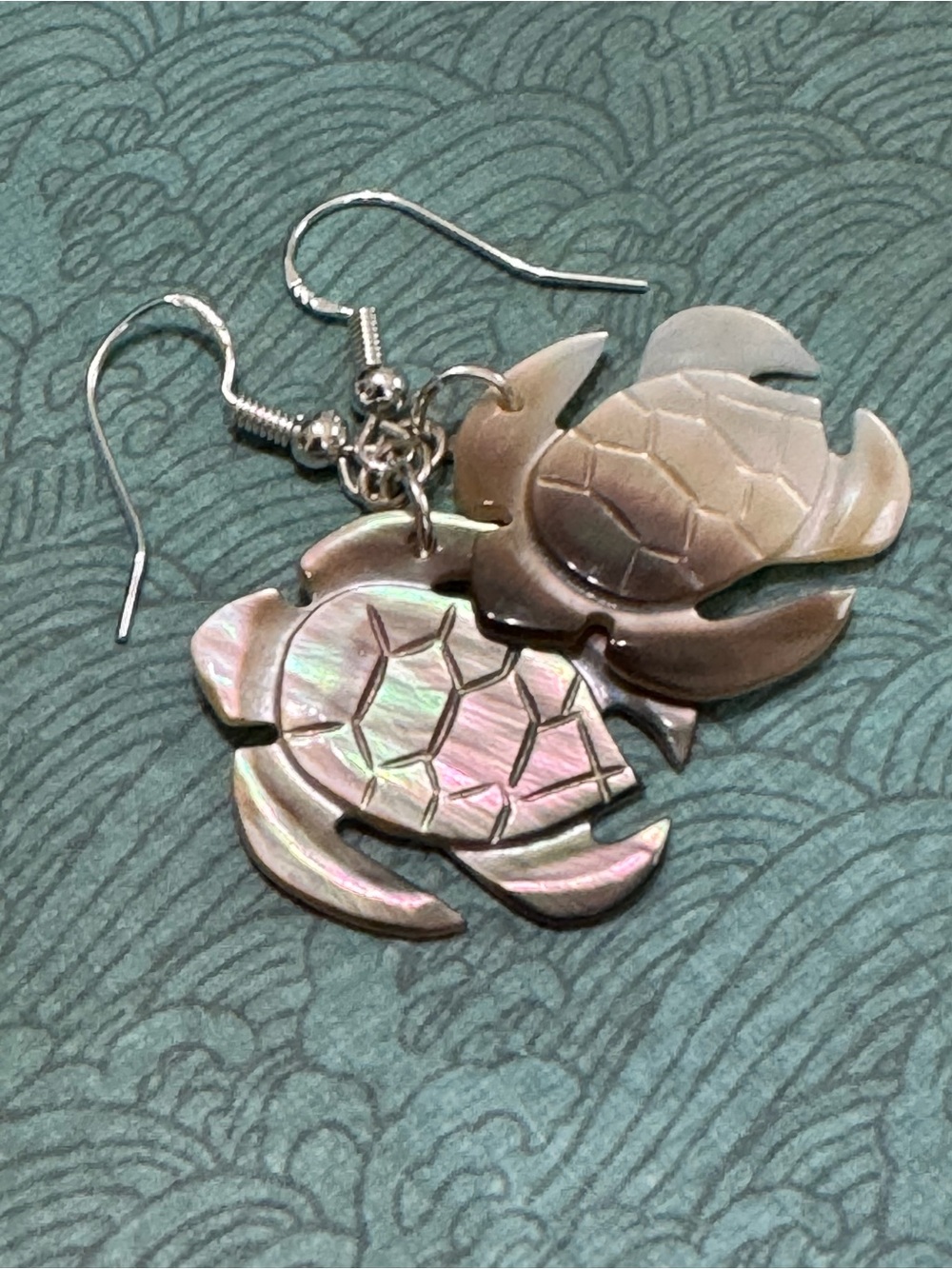 MOTHER OF PEARL HONU TURTLE EARRINGS